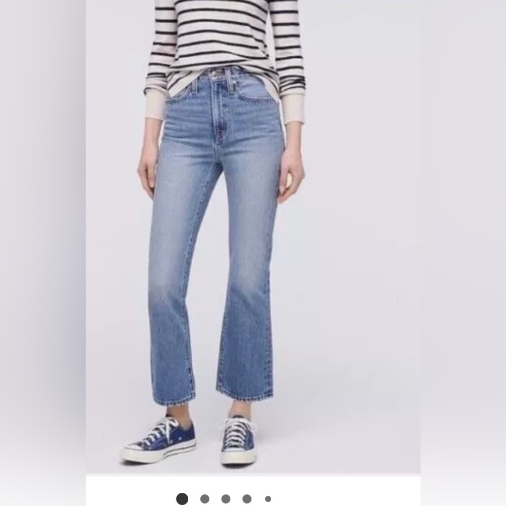 Point Sur Kick Out Cropped Jeans